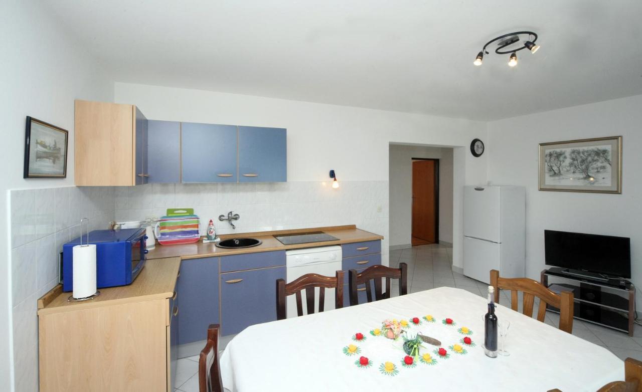 Apartments Mond Gornji Karin Exterior foto